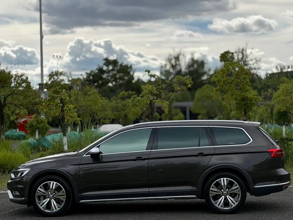 Volkswagen Viloran 2019 — фото 19