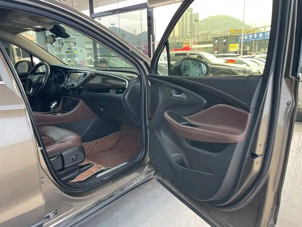 Buick Envision Plus 2017 — фото 16