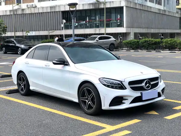 Mercedes-Benz C-Class 2021