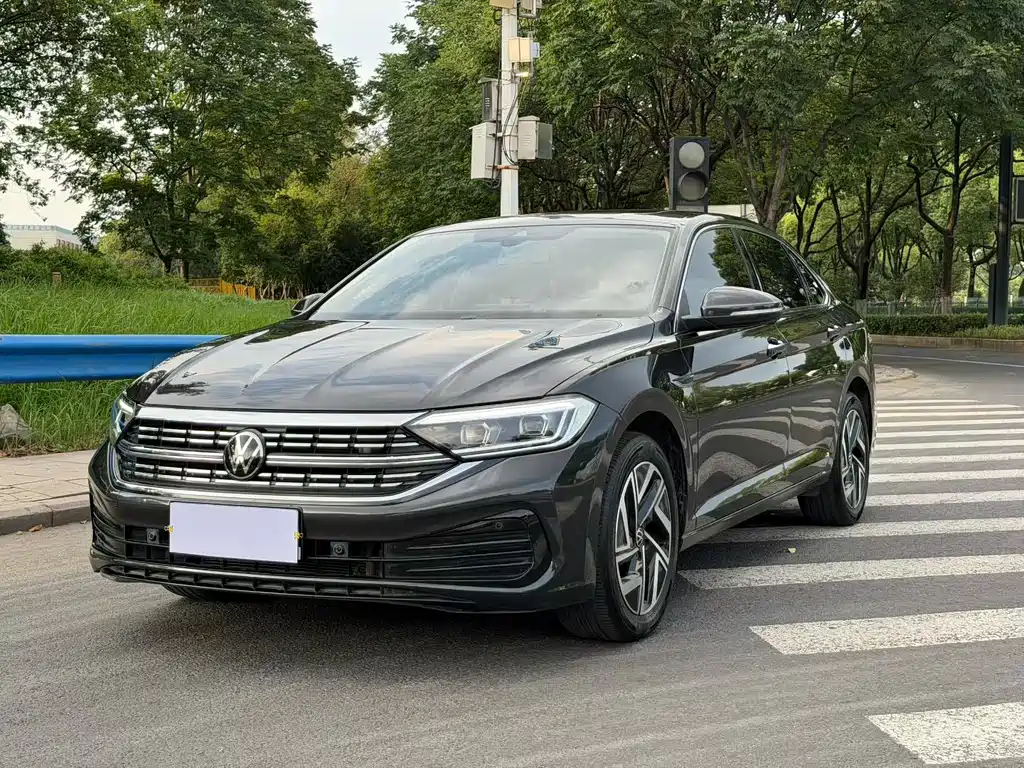 Volkswagen Sagitar 2023