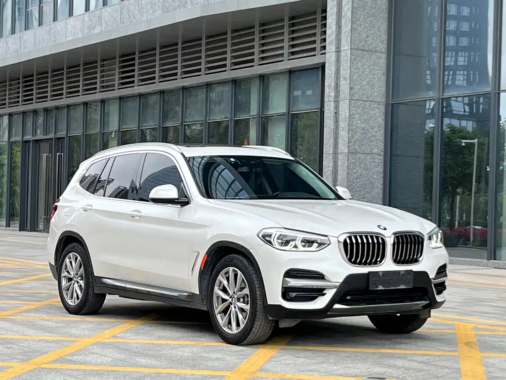 BMW X3 2021 — фото 3