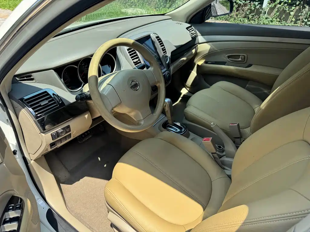 Nissan Sylphy 2015