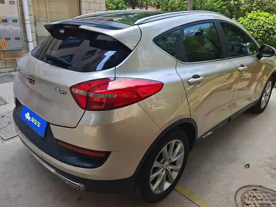 Geely Emgrand GS 2017 — фото 3