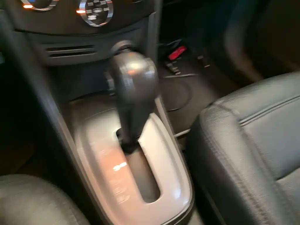 Chevrolet Trax 2015 — фото 14