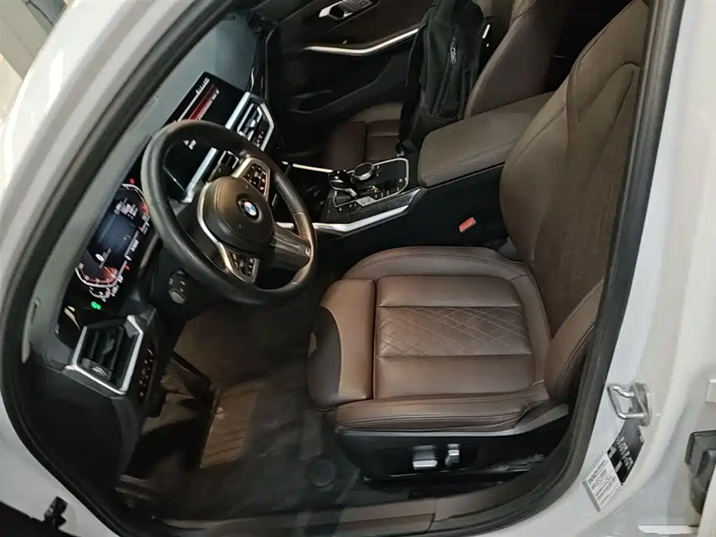 BMW 3 Series 2022 — фото 15