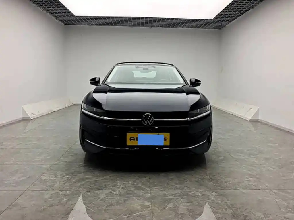 Volkswagen Magotan 2024