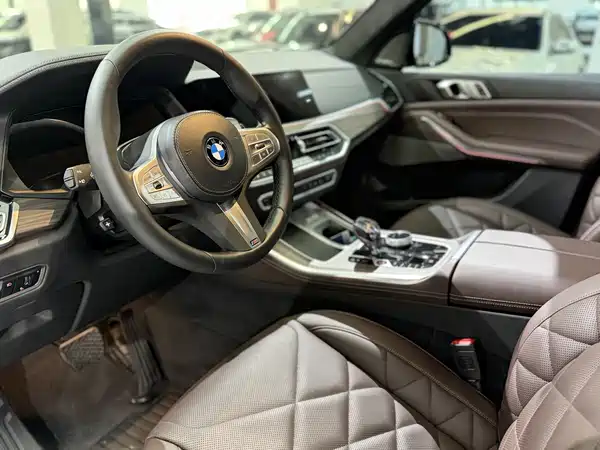 BMW X5 2023