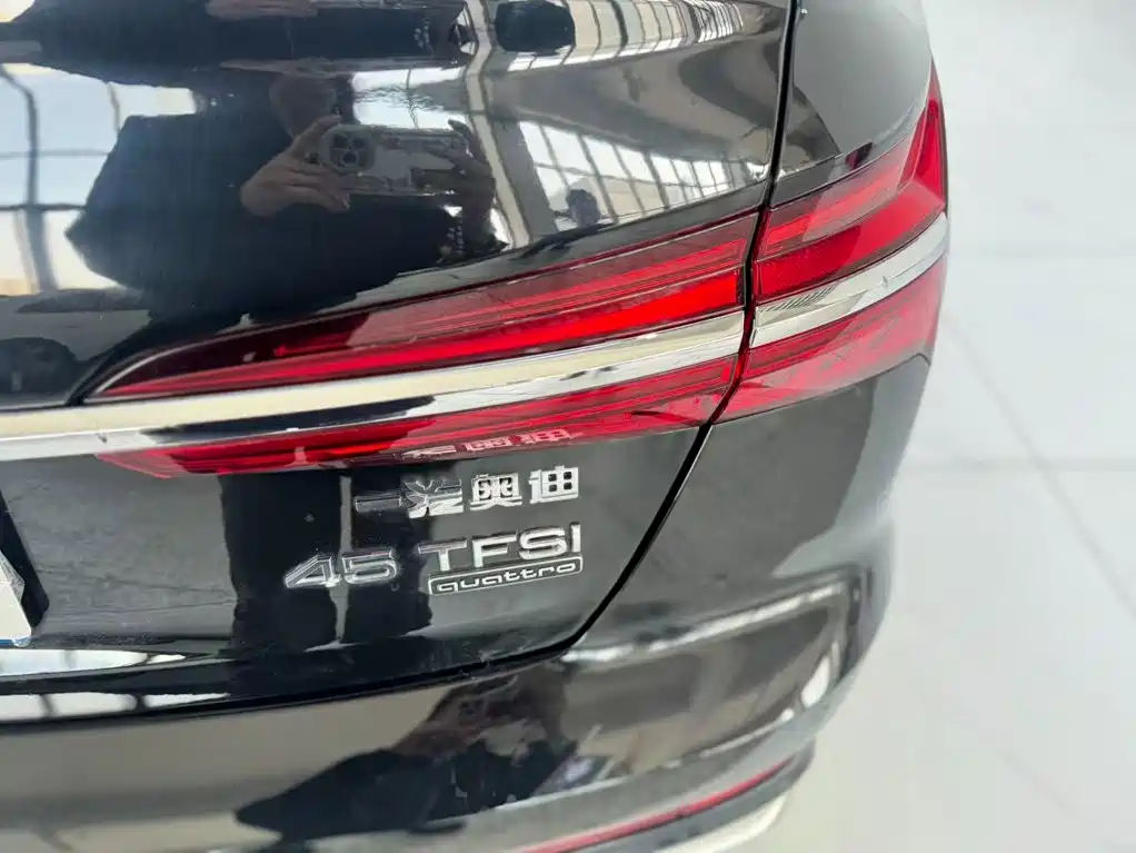 Audi A6L 2025 — фото 13