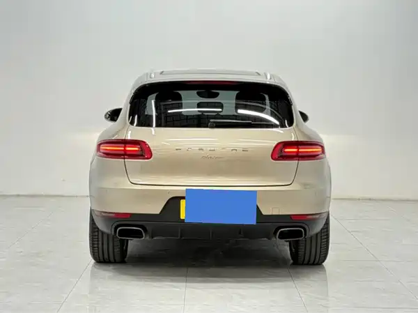 Porsche Macan 2014