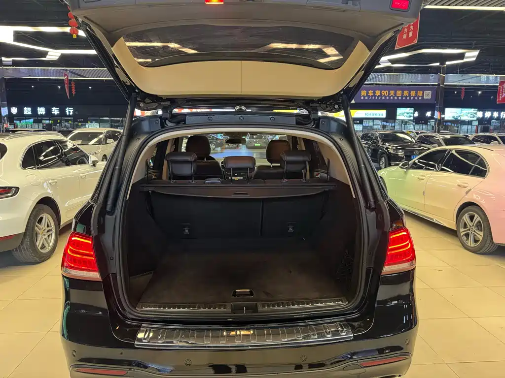 Mercedes-Benz GLE 2017 — фото 23