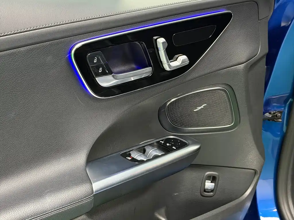 Mercedes-Benz C-Class 2021 — фото 10