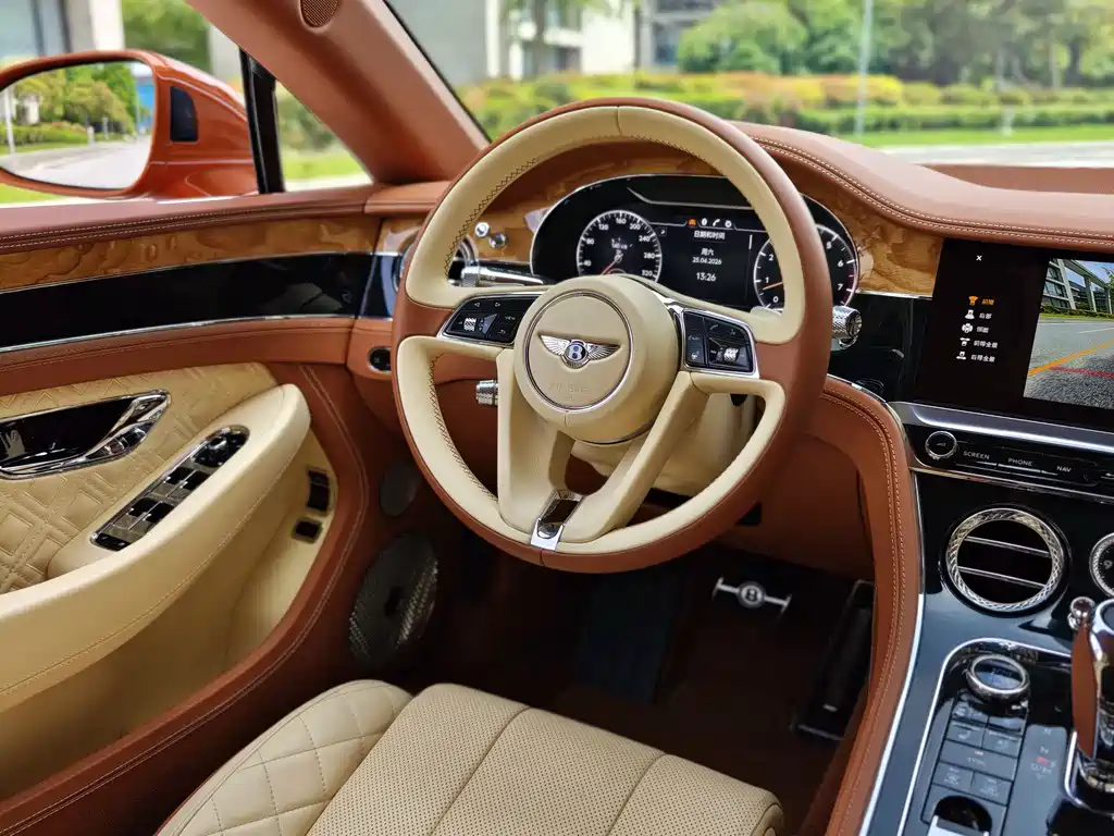 Bentley Continental 2019 — фото 16