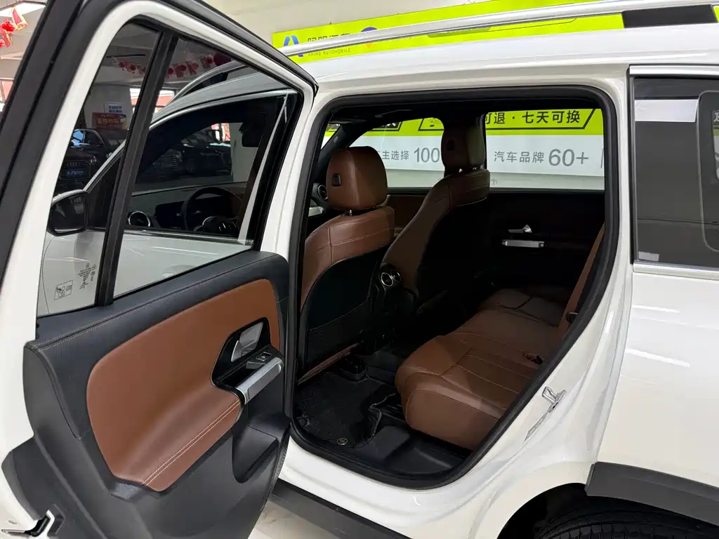 Mercedes-Benz GLB 2021 — фото 16