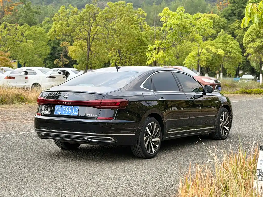 Volkswagen Passat 2022 — фото 4