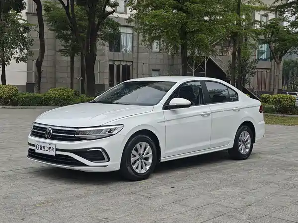 Volkswagen Bora 2023