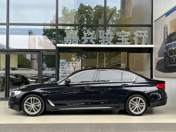 BMW 5 Series 2020
