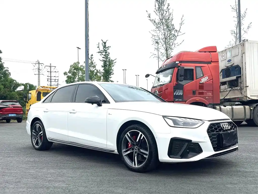 Audi A4L 2023