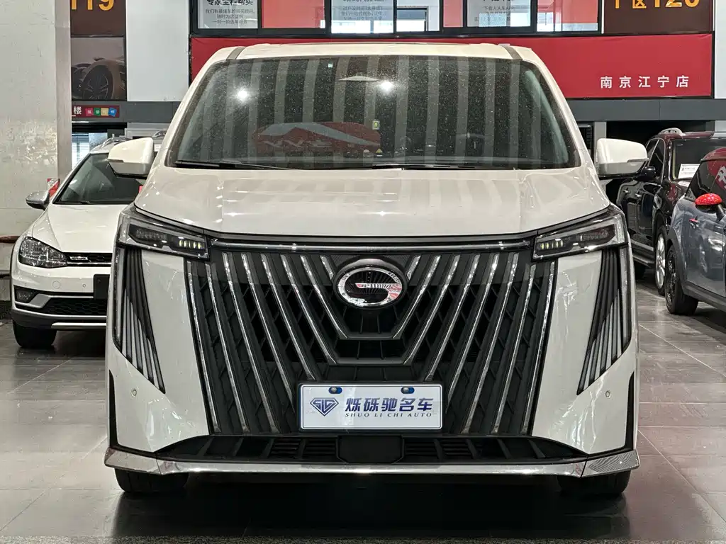 GAC Motor Trumpchi M8 2024 — фото 2