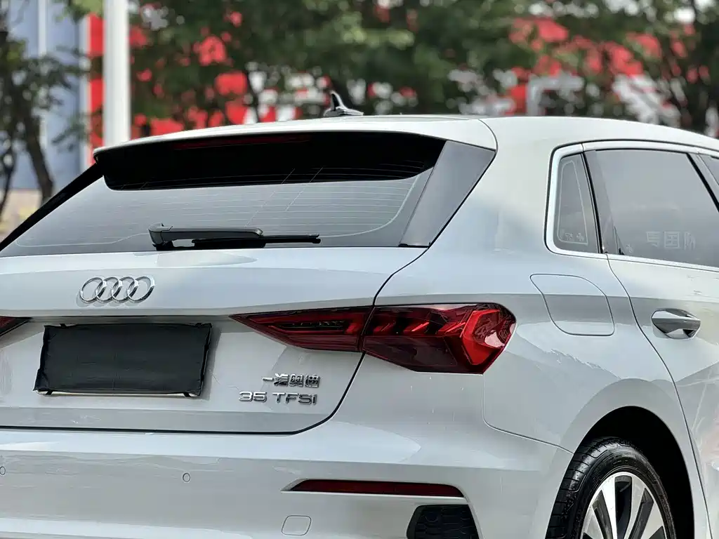 Audi A3 2021 — фото 17