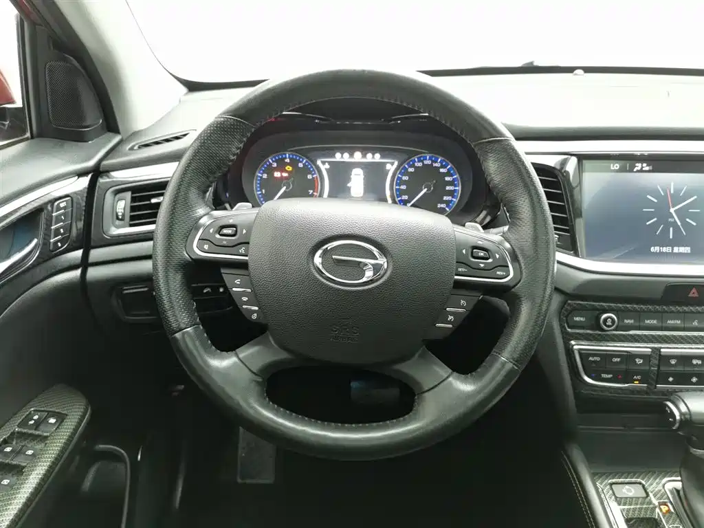 GAC Motor Trumpchi GS7 2017 — фото 11