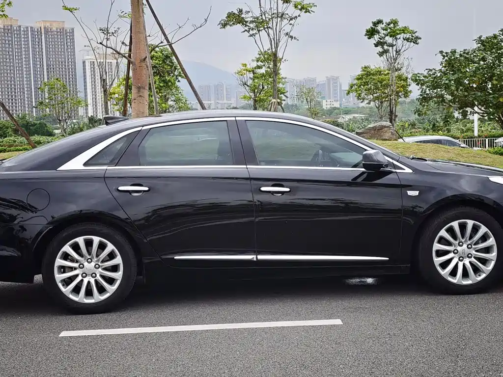 Cadillac XTS 2018 — фото 7