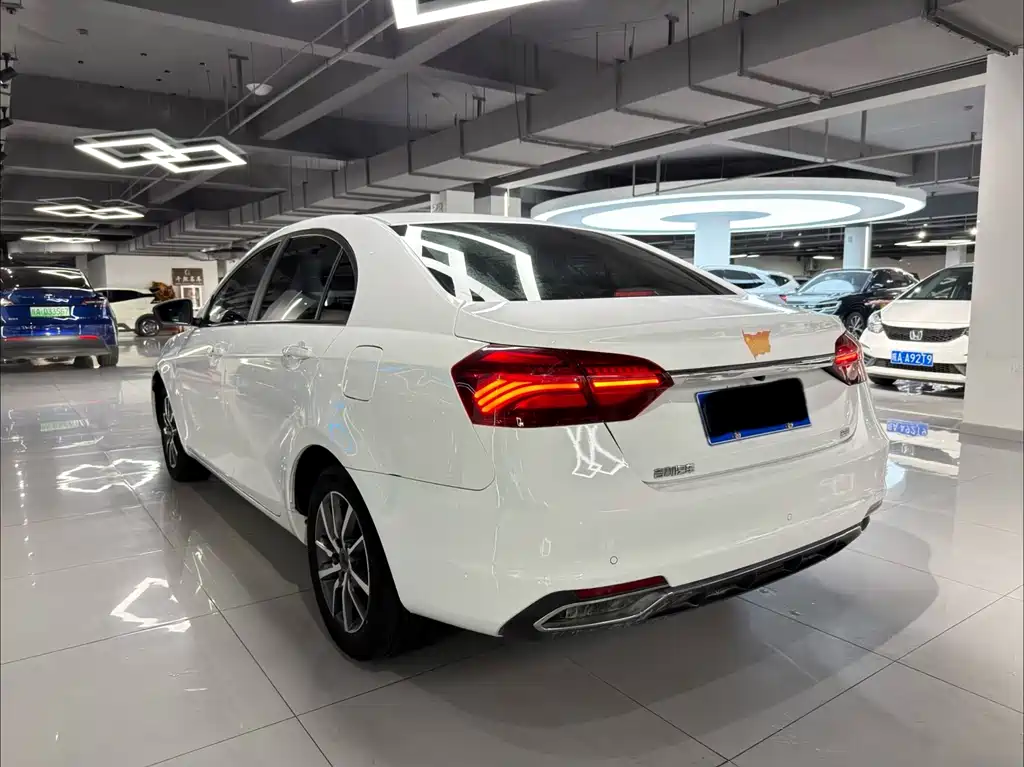 Geely Emgrand 2019