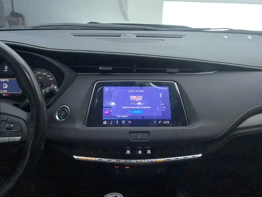 Cadillac XT4 2021 — фото 13