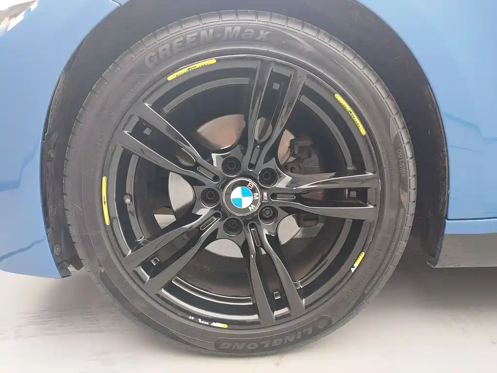 BMW 3 Series 2017 — фото 10