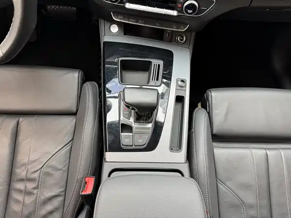 Audi Q5L 2023