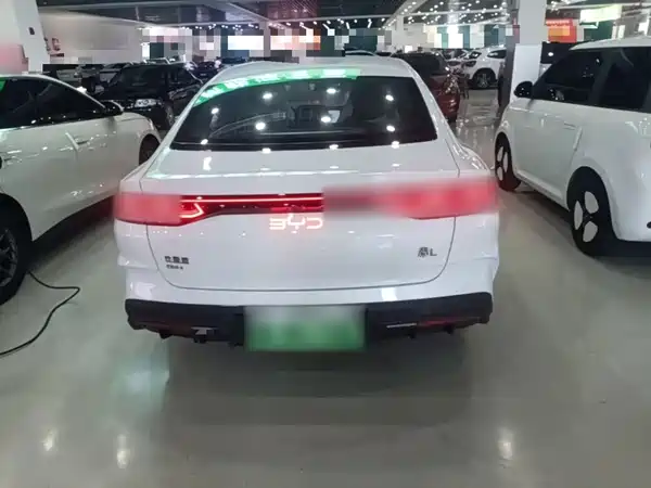 BYD Qin L 2026