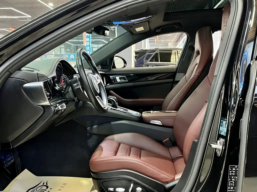 Porsche Panamera 2020 — фото 13