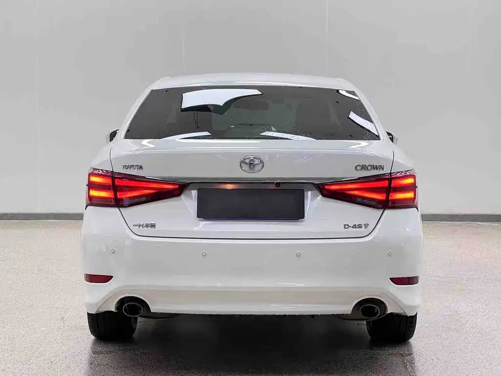 Toyota Crown 2019 — фото 28