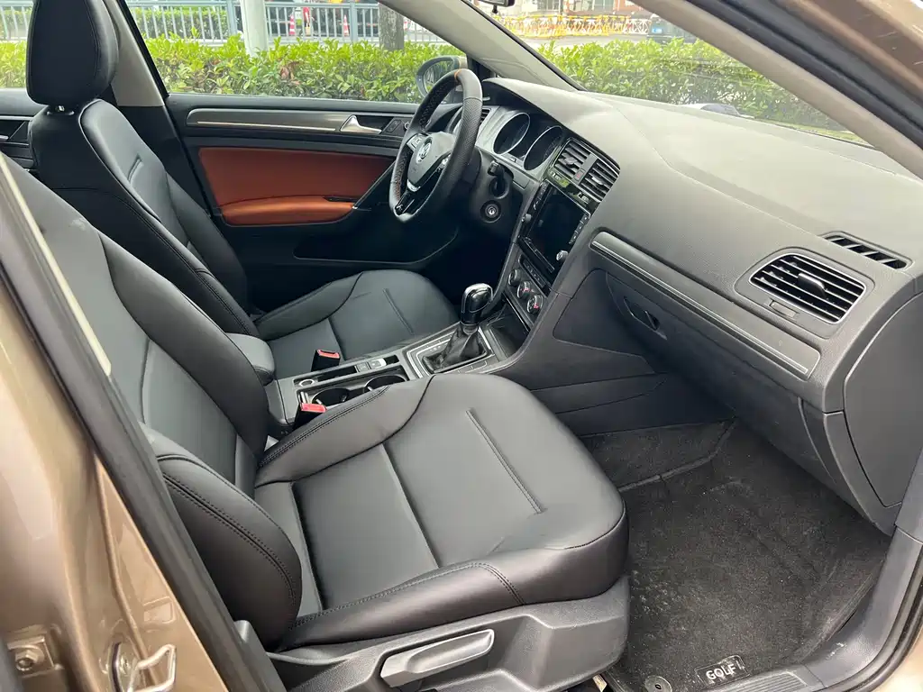Volkswagen Golf 2016 — фото 12