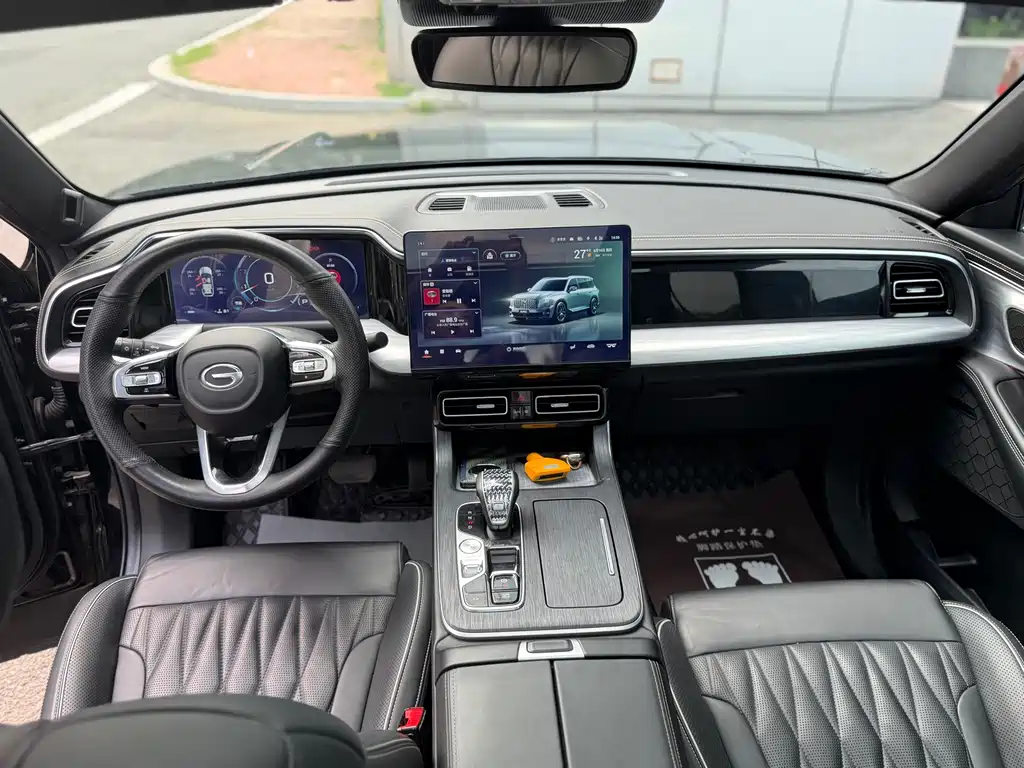 GAC Motor Trumpchi GS8 2022 — фото 17