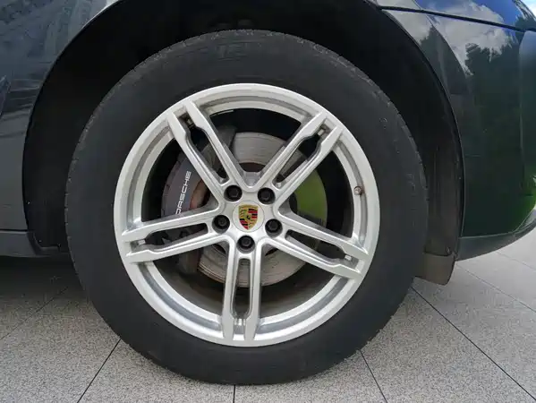 Porsche Macan 2022
