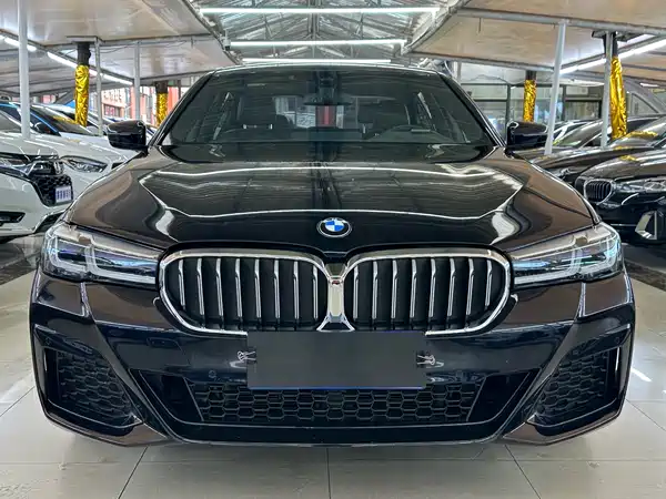 BMW 5 Series 2022