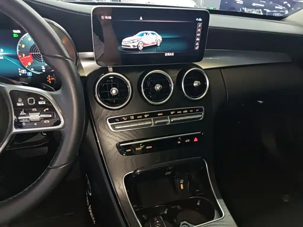 Mercedes-Benz C-Class 2020 — фото 6