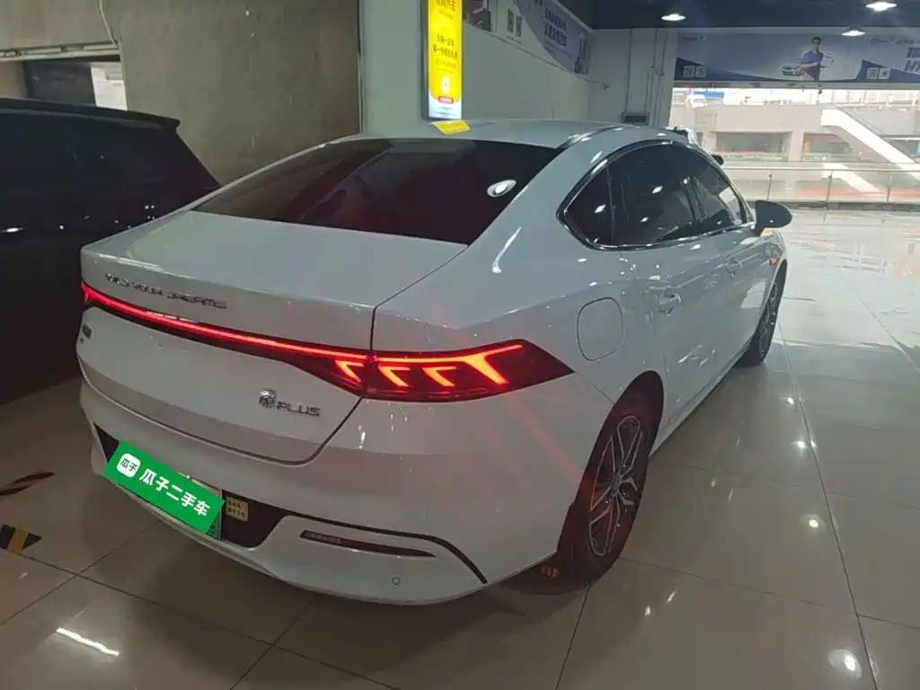 BYD Qin PLUS 2023 — фото 7