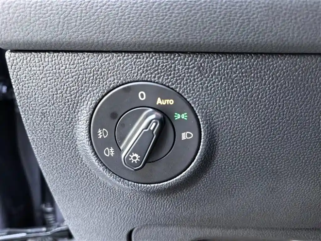 Volkswagen Tharu 2022 — фото 10