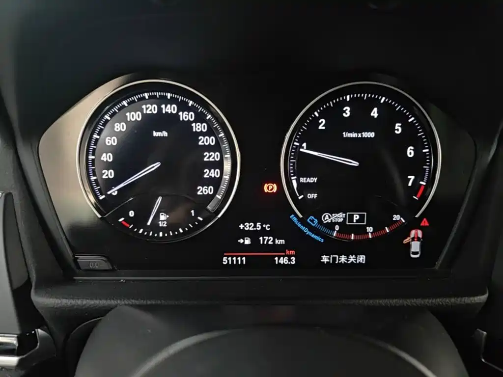 BMW 1 Series 2019 — фото 12