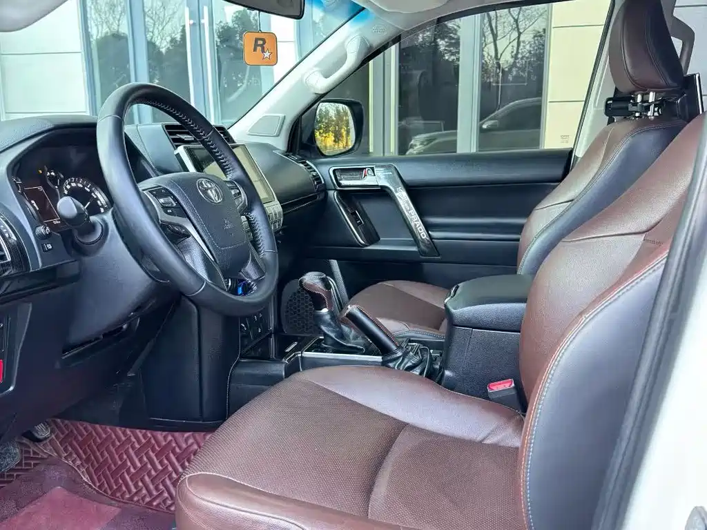 Toyota Prado 2018 — фото 4