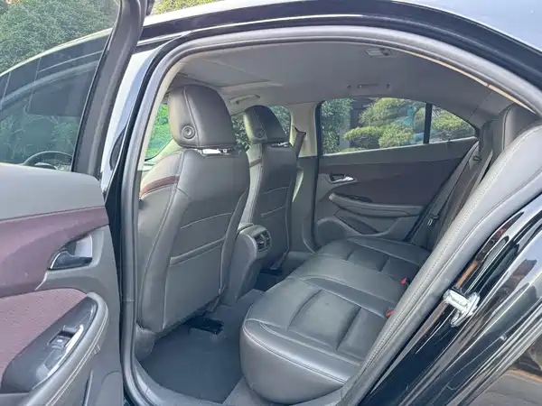 Chevrolet Malibu 2018