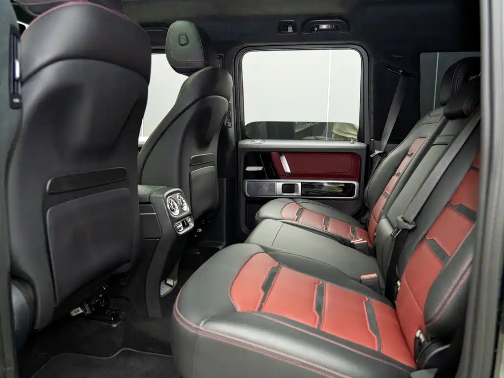 Mercedes-Benz G-Class AMG 2025 — фото 10