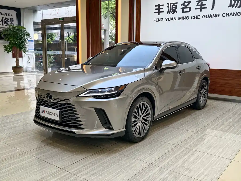 Lexus RX 2025 — фото 1