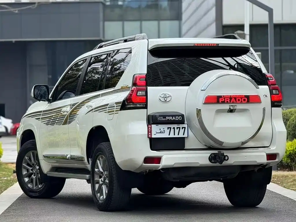 Toyota Prado 2019 — фото 9