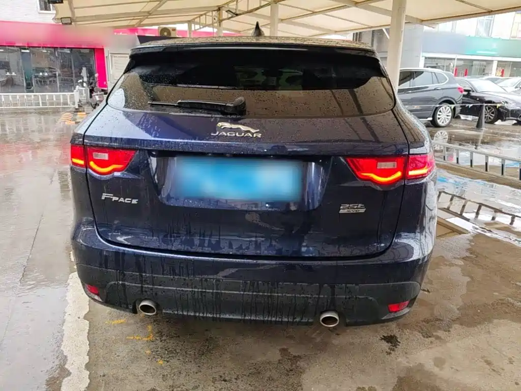 Jaguar F-PACE 2019