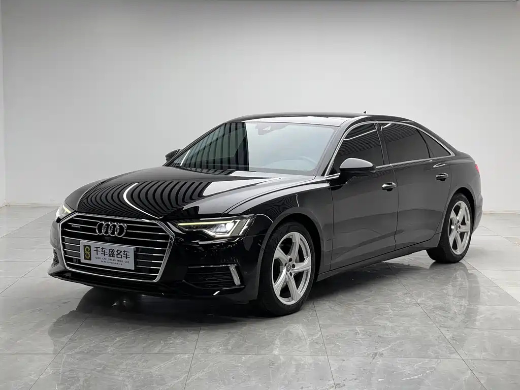 Audi A6L 2019 — фото 1