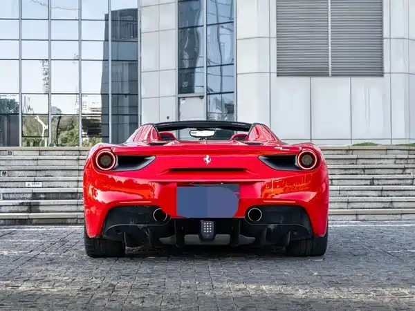 Ferrari 488 2015