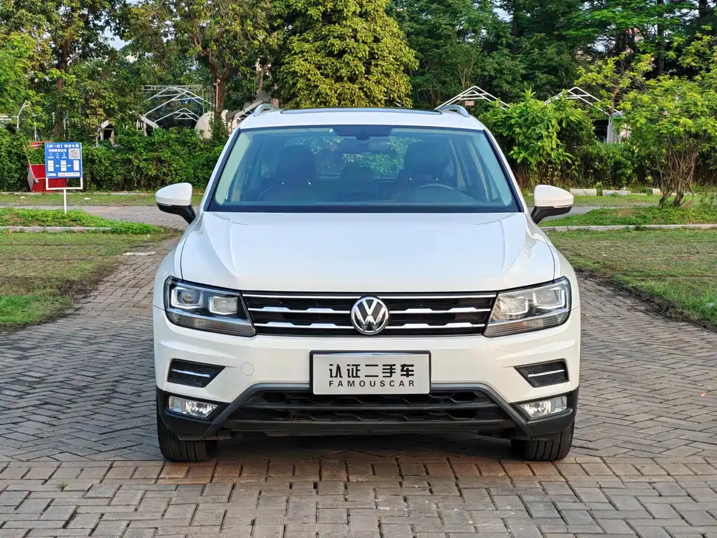 Volkswagen Tiguan L 2018 — фото 2