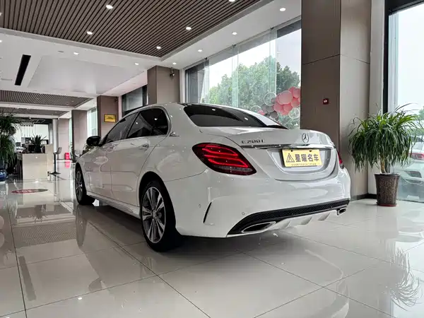 Mercedes-Benz C-Class 2015
